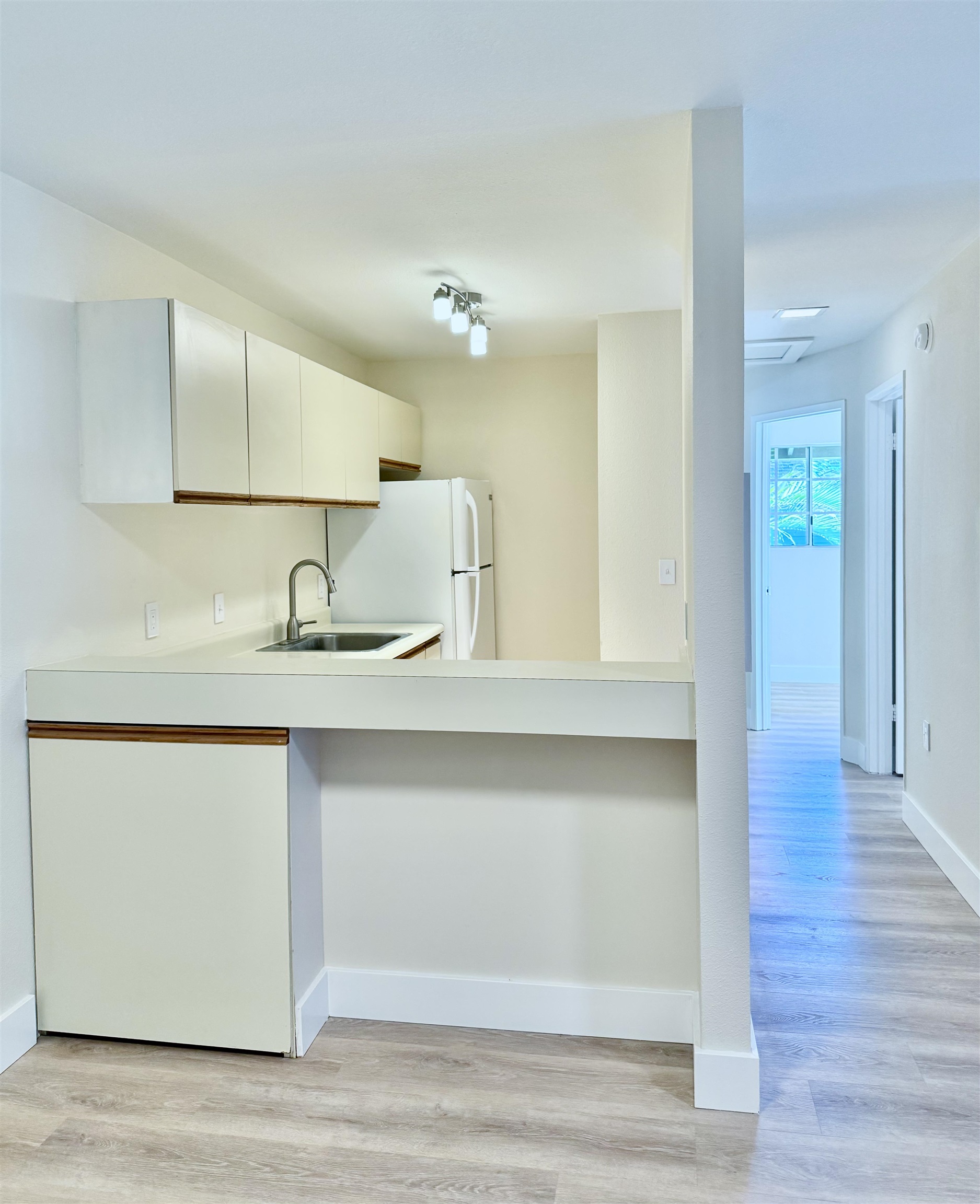 160 KEONEKAI Rd Unit: 13-208