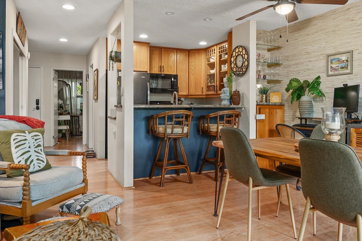 1299 ULUNIU Rd Unit: 103E