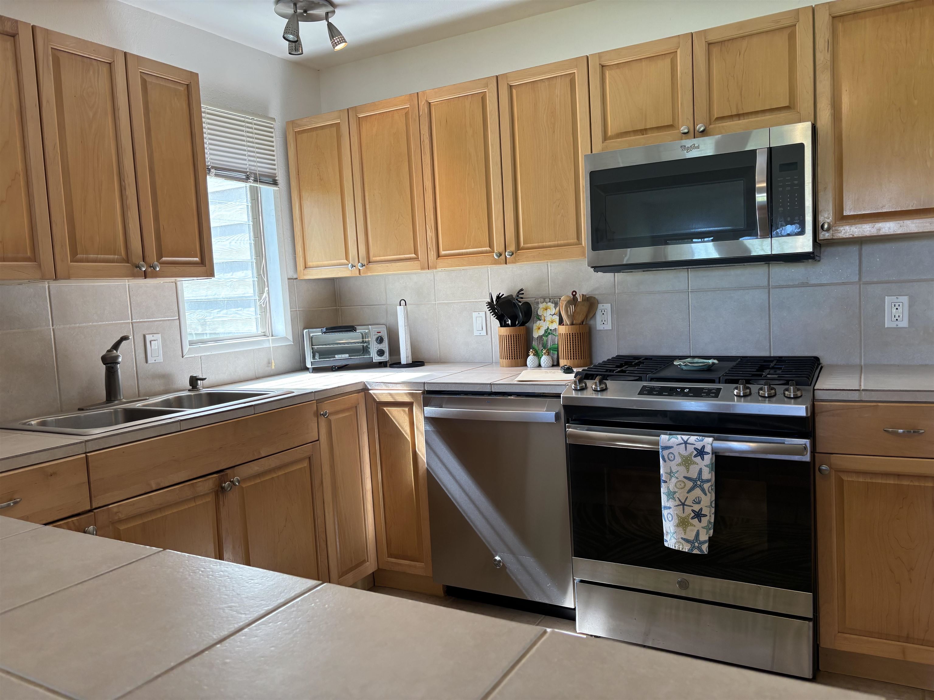 7144 Kamehameha V Hwy Unit: B-110