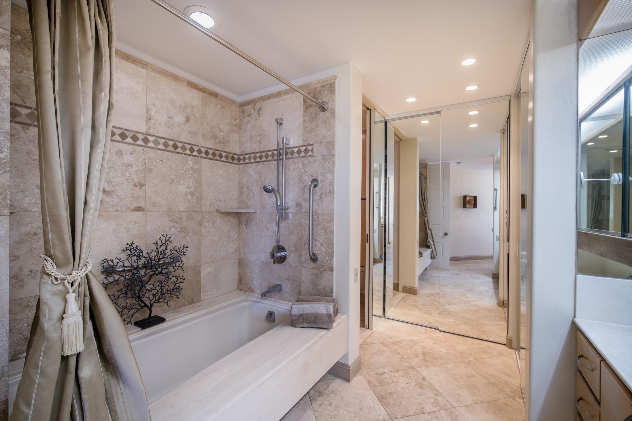 3150 WAILEA ALANUI Dr Unit: 3202