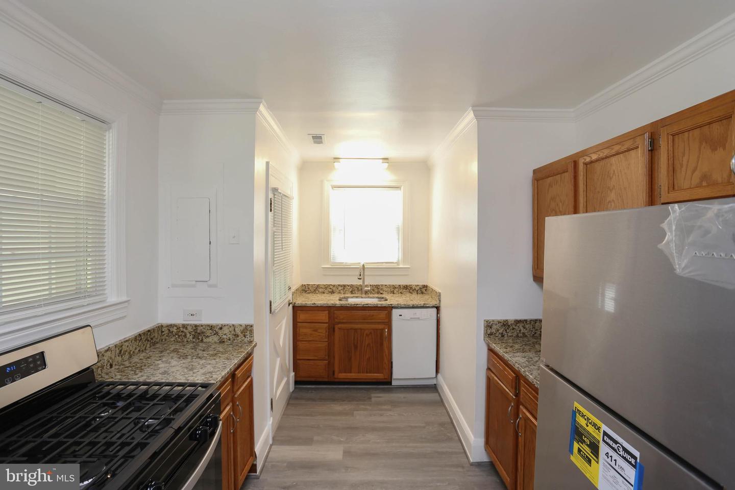 714 Oakwood Rd