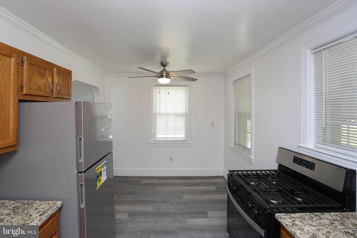 714 Oakwood Rd
