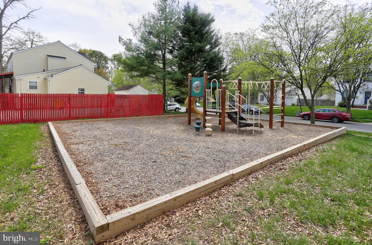714 Oakwood Rd