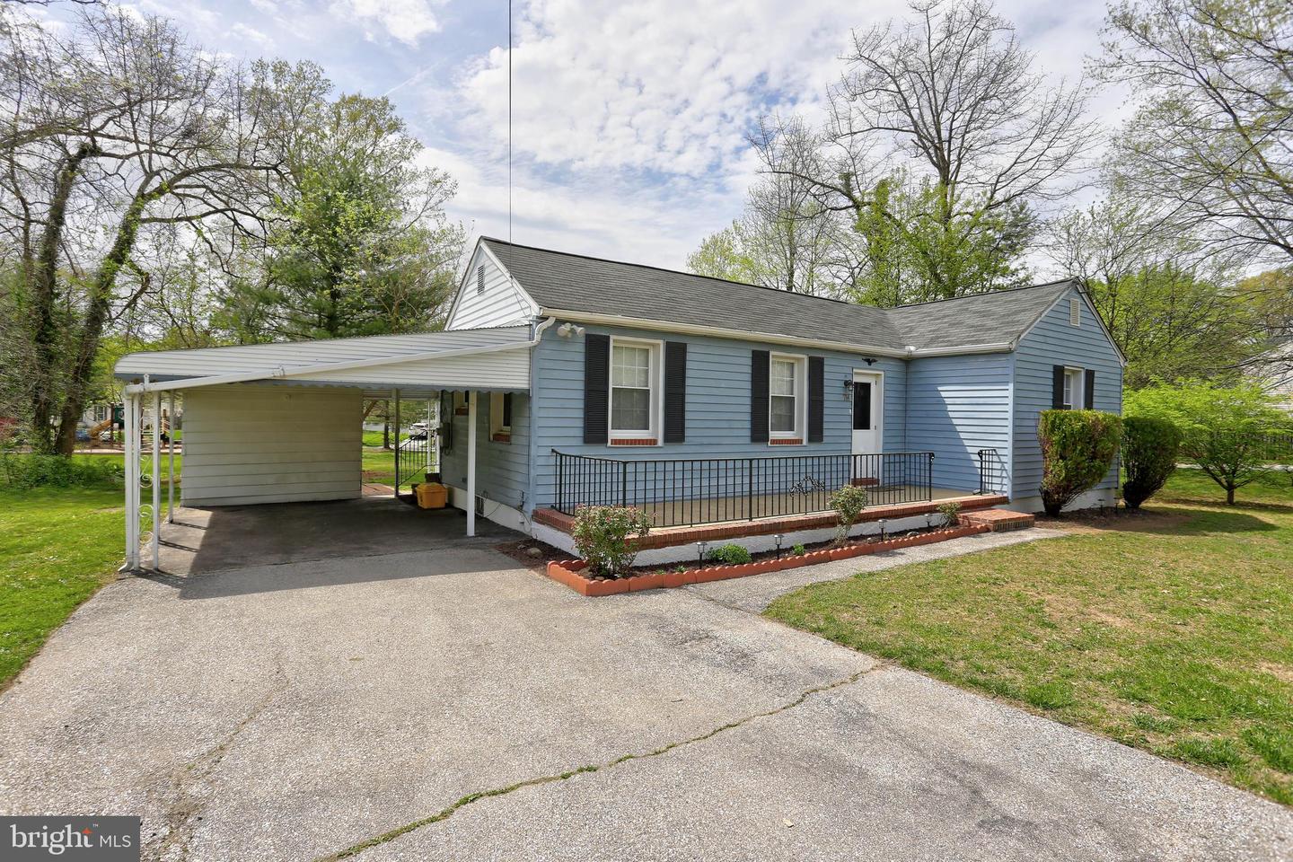 714 Oakwood Rd