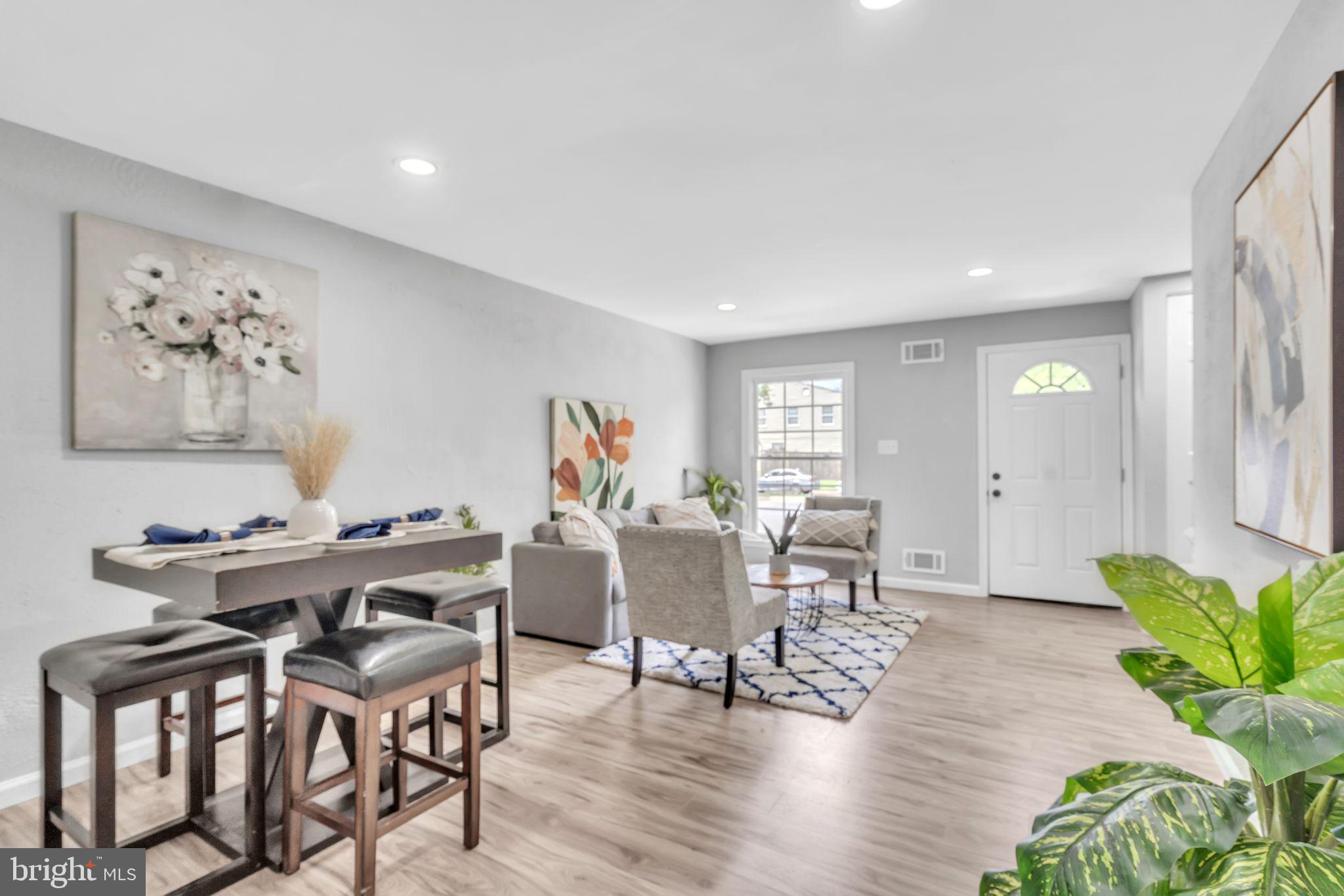 1825 ARWELL COURT