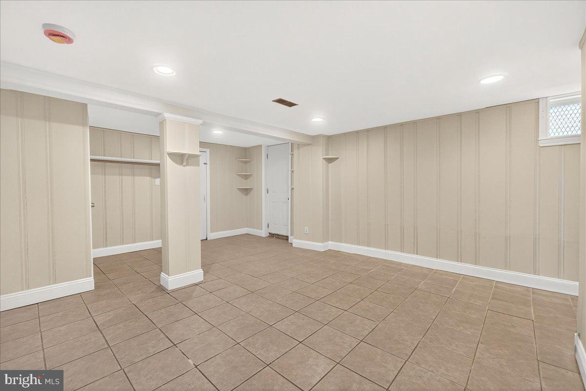 4006 Greenspring Ave