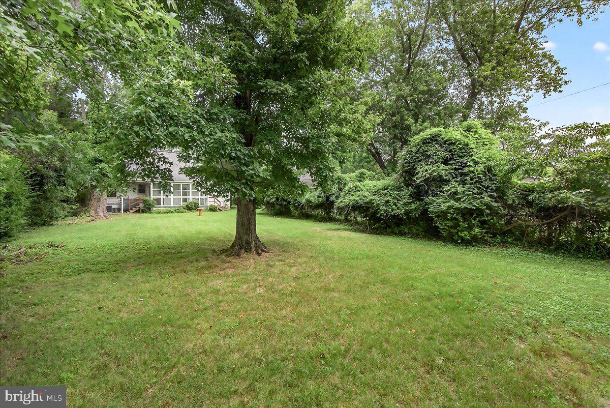 702 Westover Rd