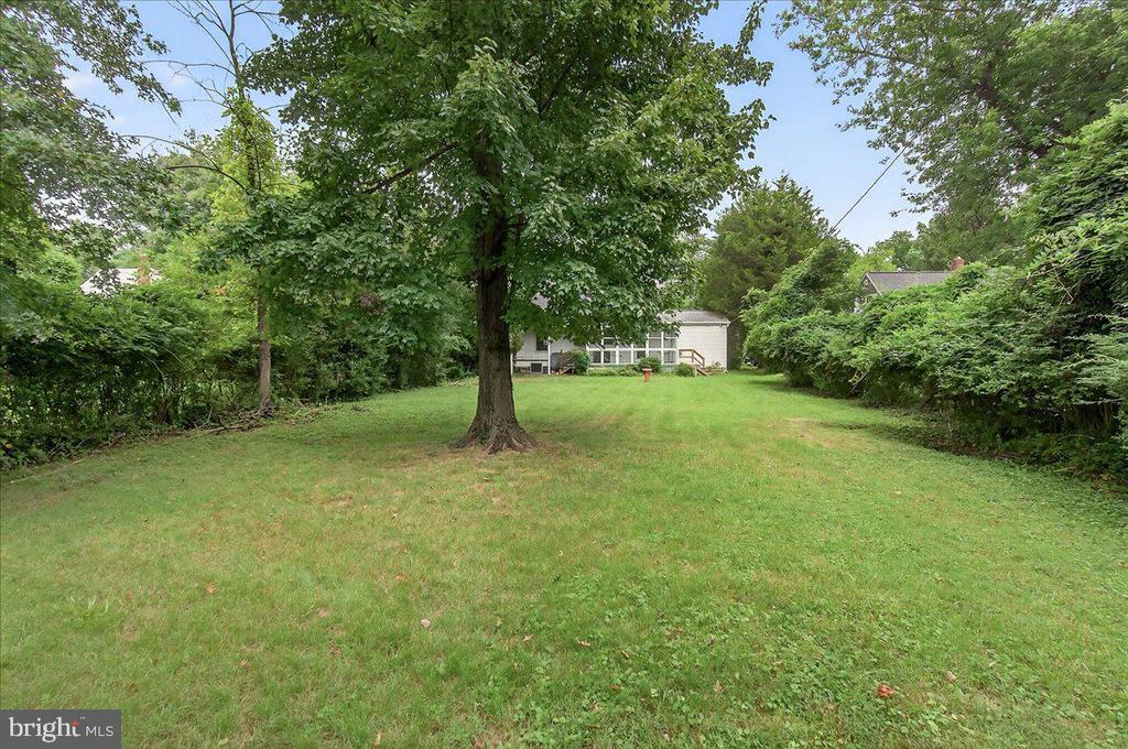 702 Westover Rd