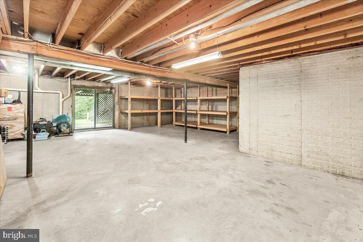 830 Chanter Dr