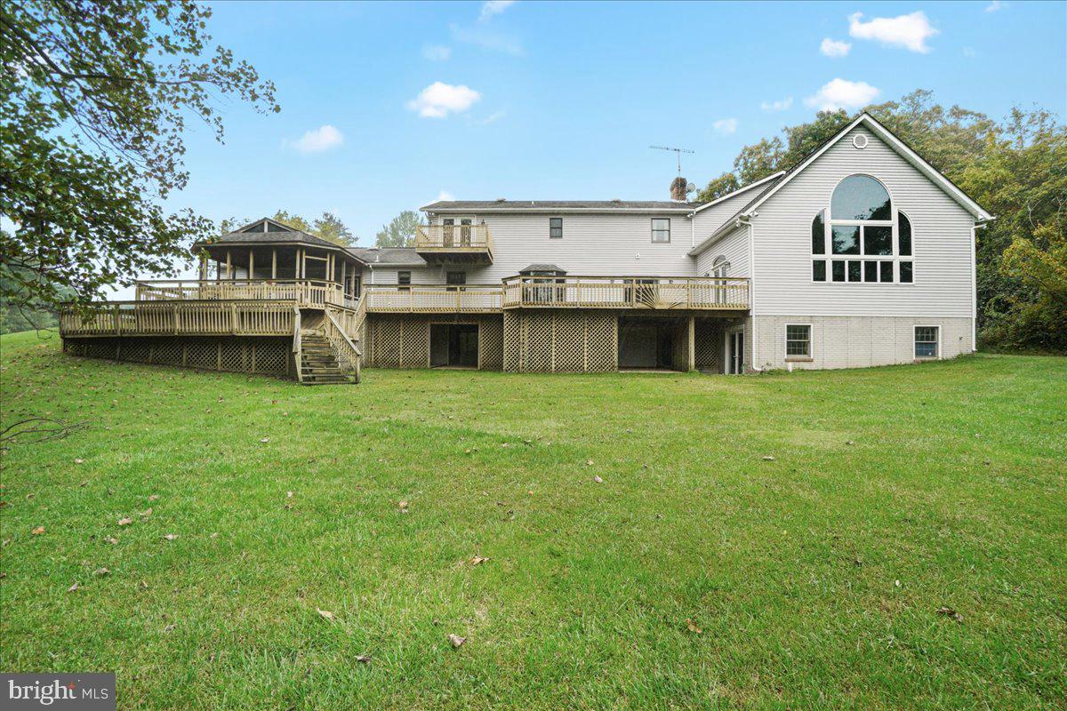 830 Chanter Dr