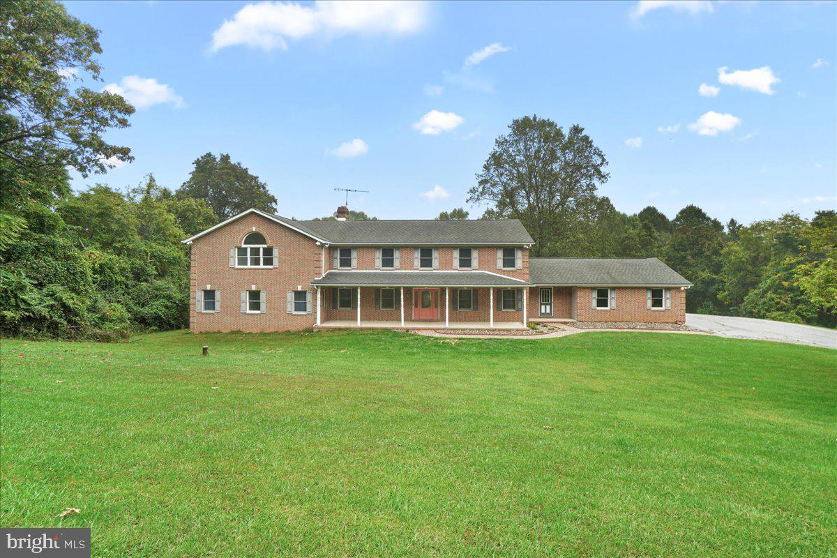 830 Chanter Dr