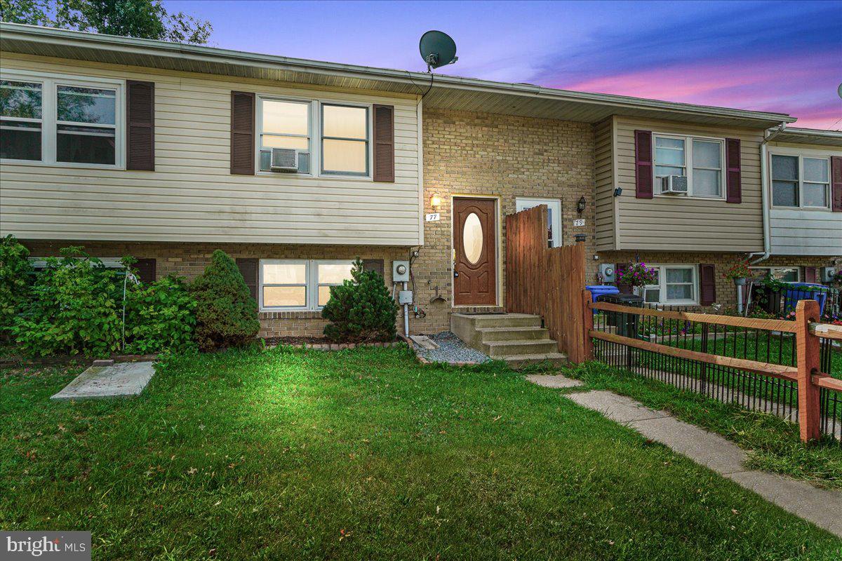 77 Carnival Dr