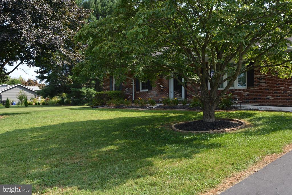 1149 HOODS MILL RD