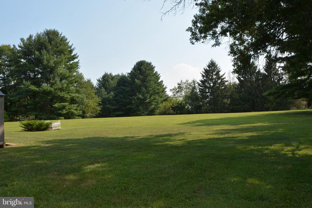 1149 HOODS MILL RD
