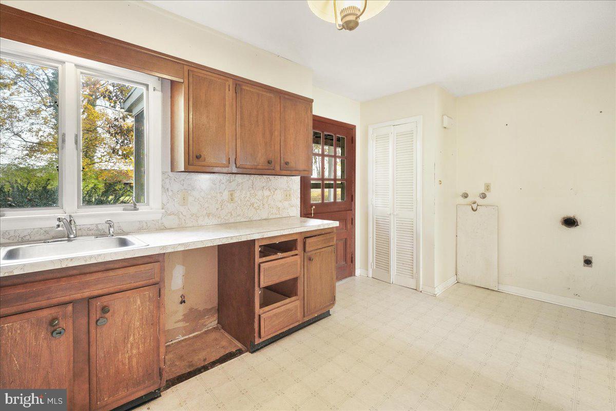 431 McKinstrys Mill Rd