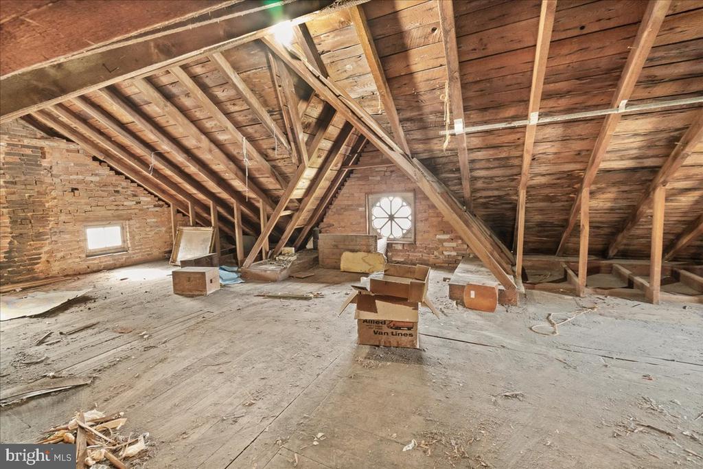 431 McKinstrys Mill Rd