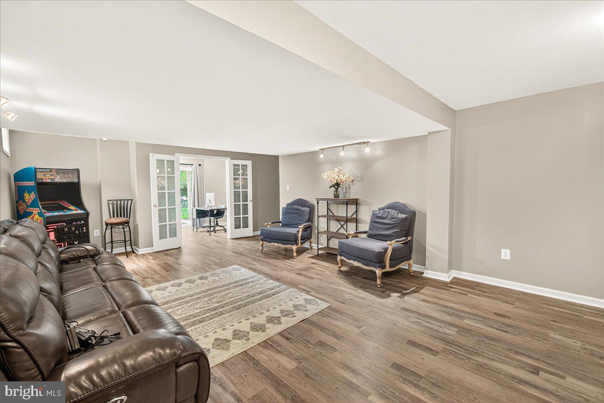 1308 Crossbow Rd