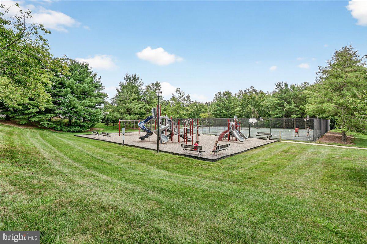 1308 Crossbow Rd