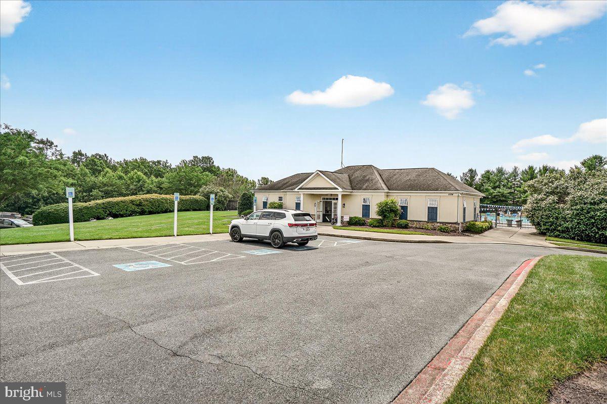 1308 Crossbow Rd