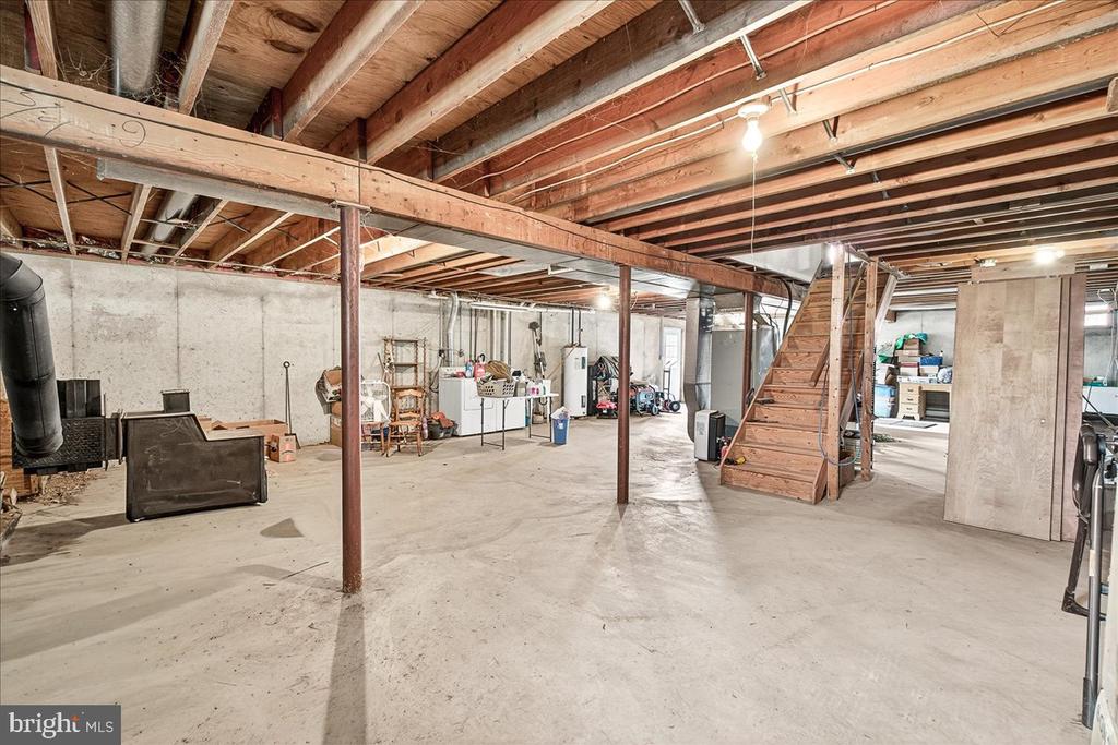 4939 MIDDLEBURG ROAD