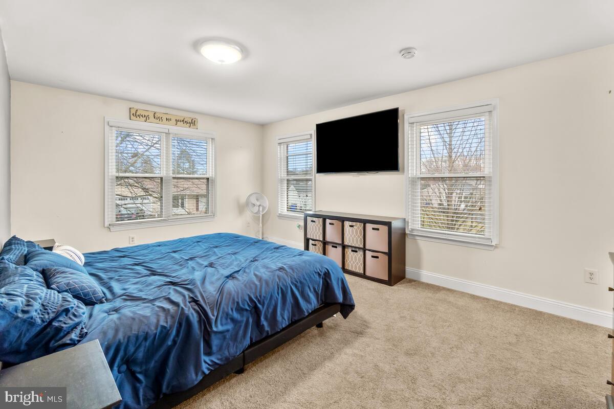 8514 Adventure Ct