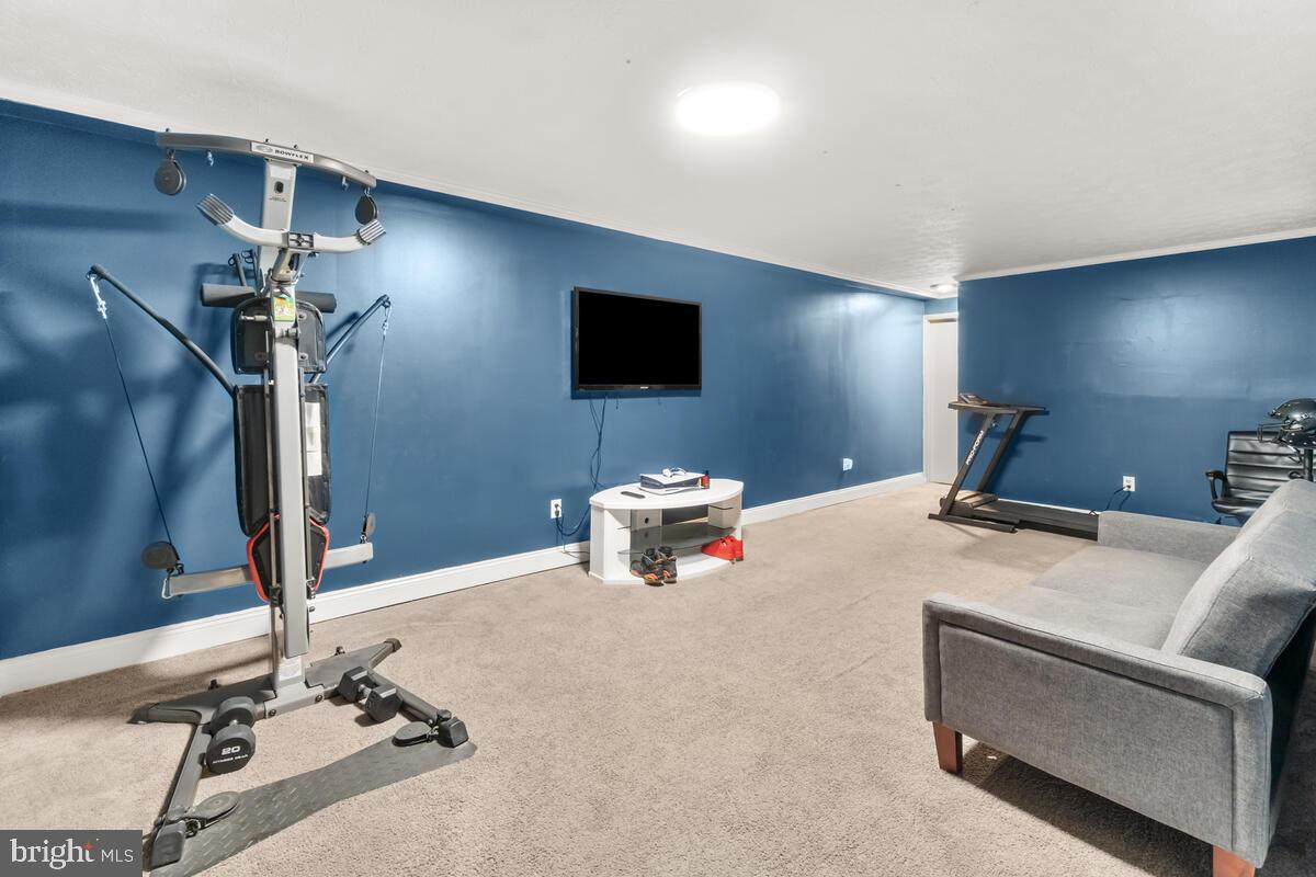 8514 Adventure Ct
