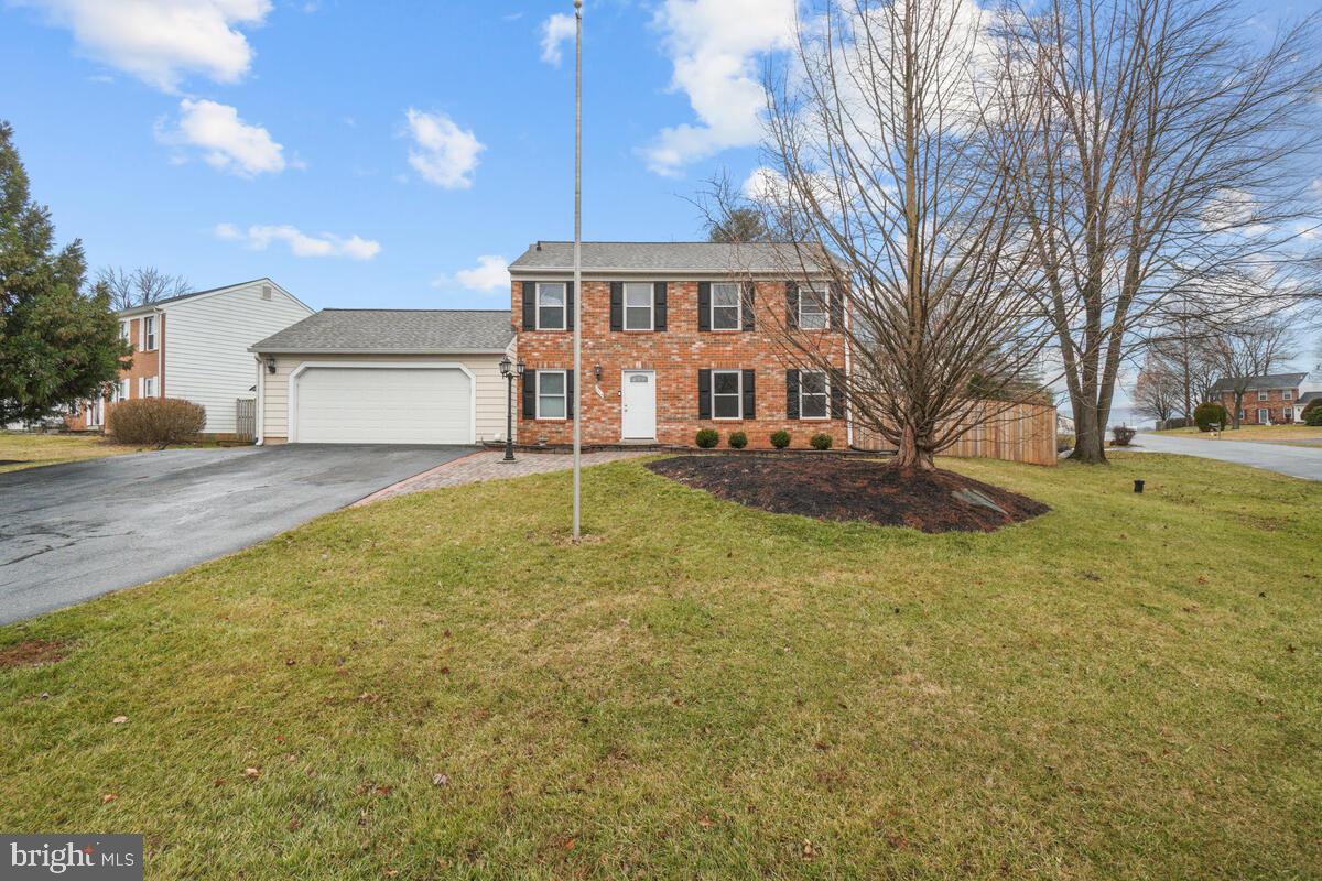 8514 Adventure Ct