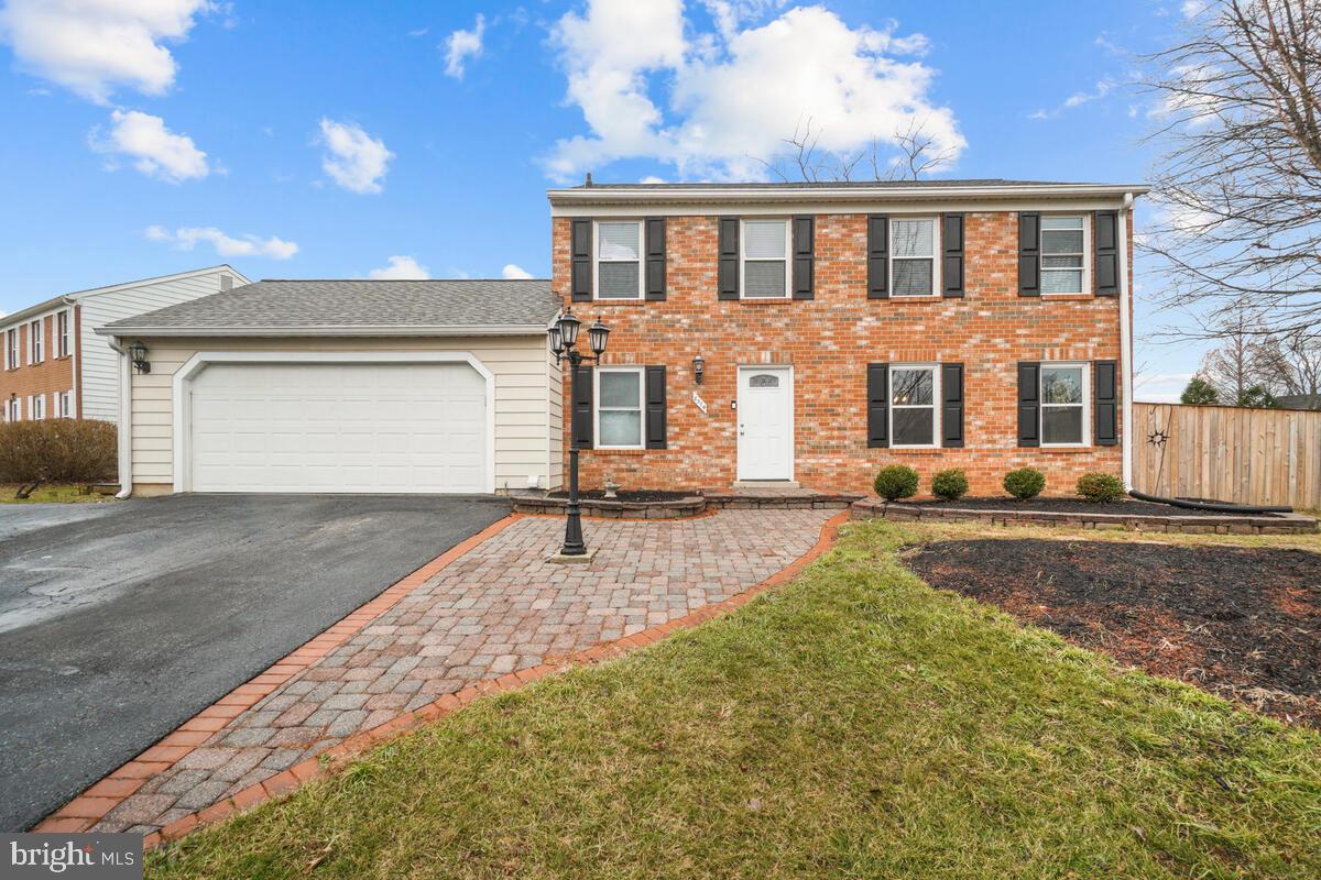 8514 Adventure Ct