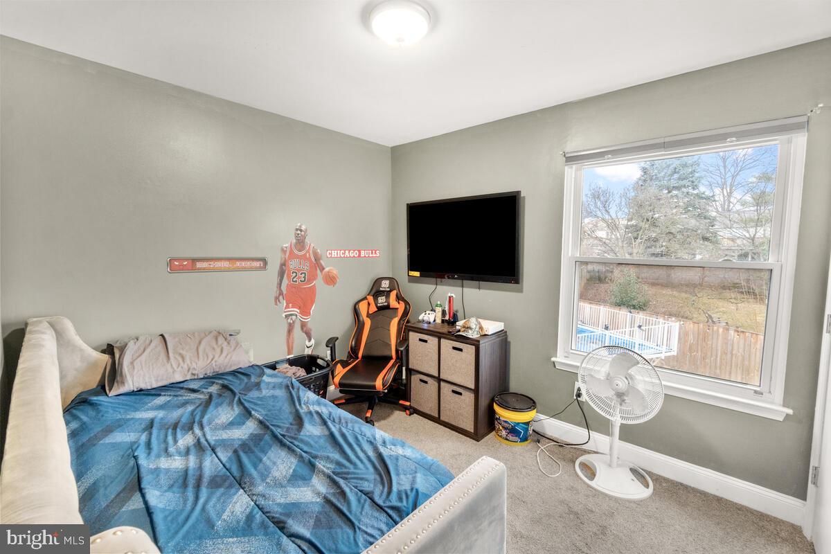 8514 Adventure Ct