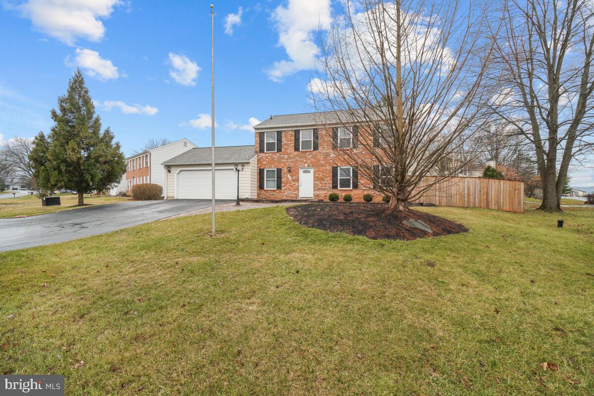 8514 Adventure Ct