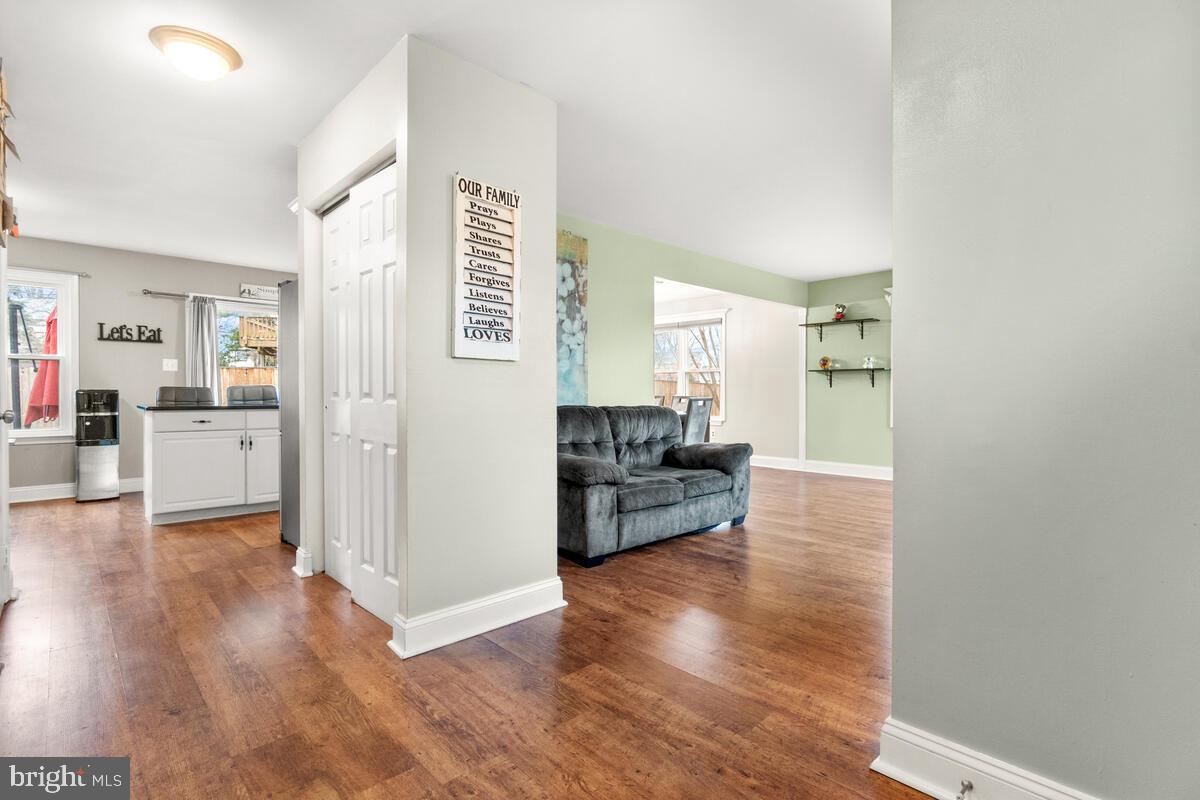 8514 Adventure Ct