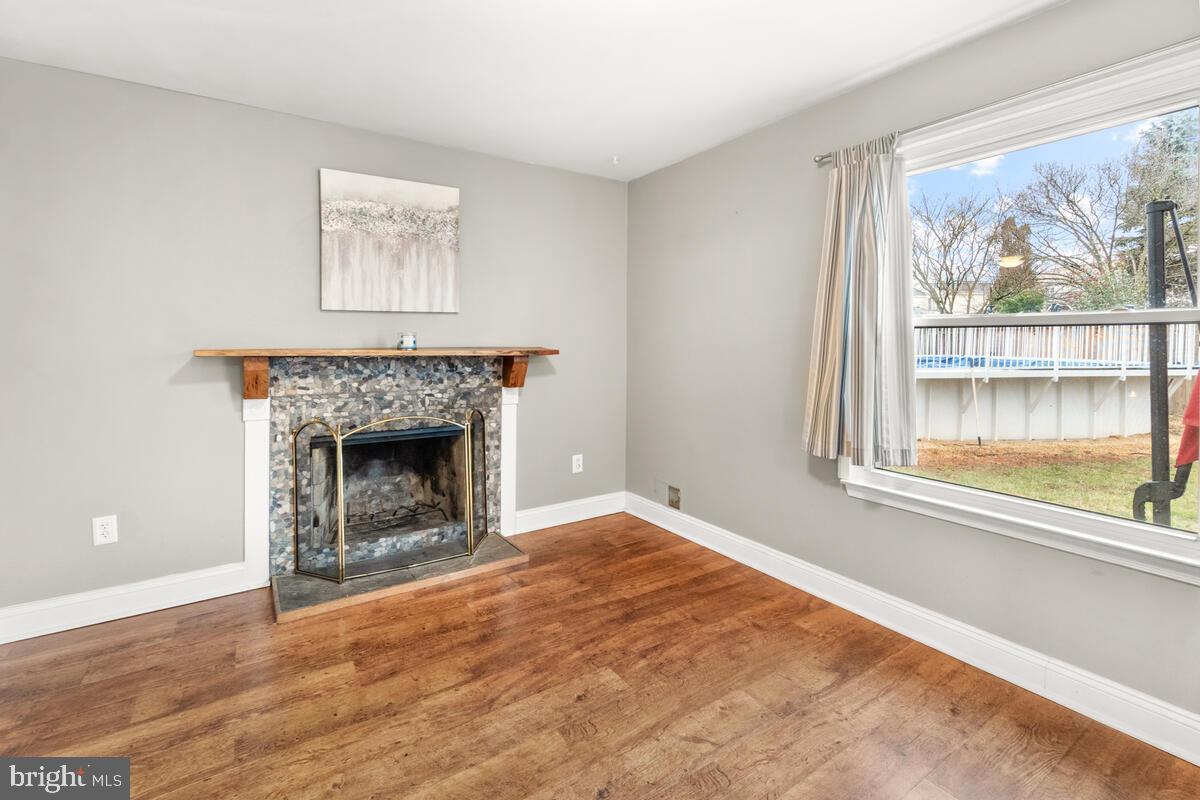 8514 Adventure Ct