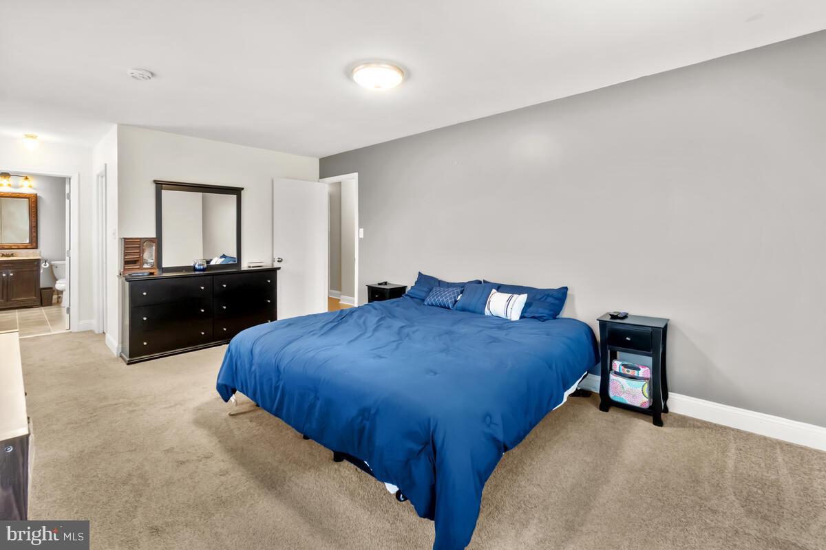 8514 Adventure Ct