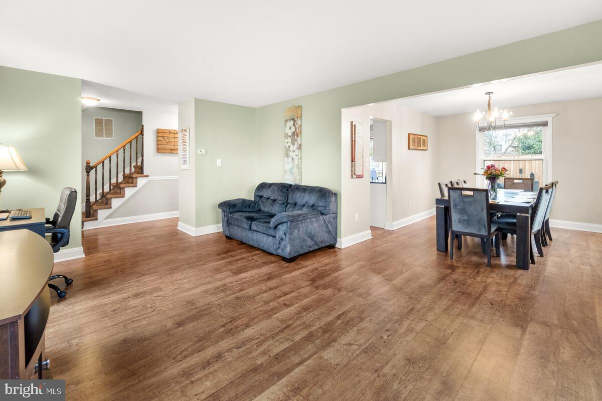 8514 Adventure Ct