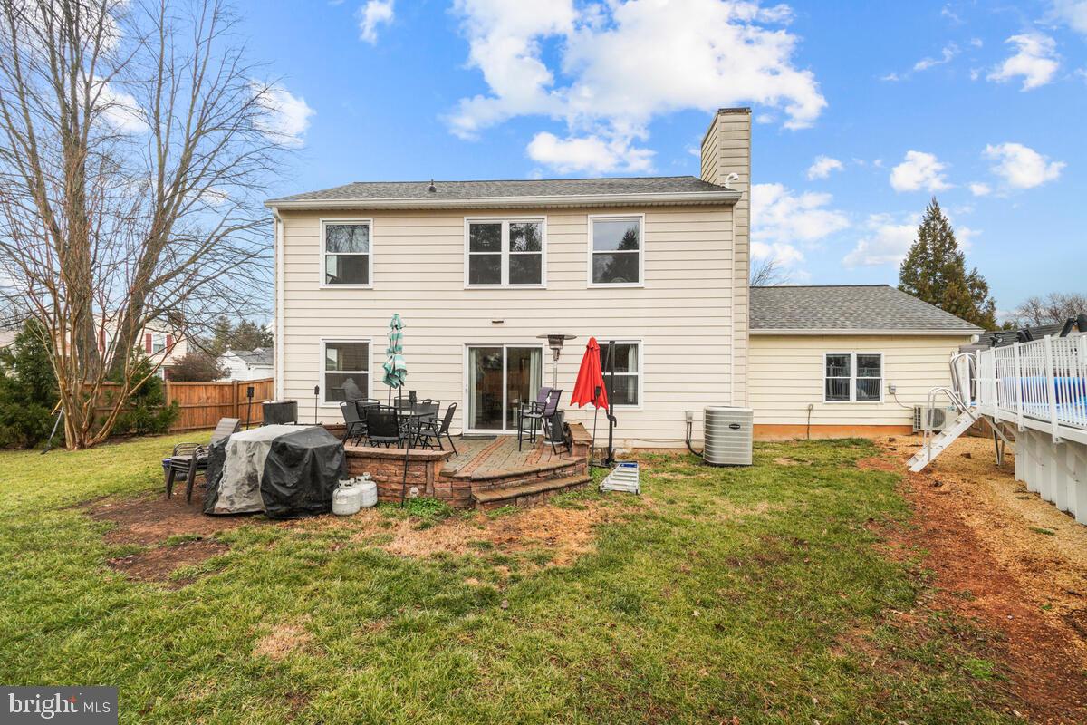8514 Adventure Ct