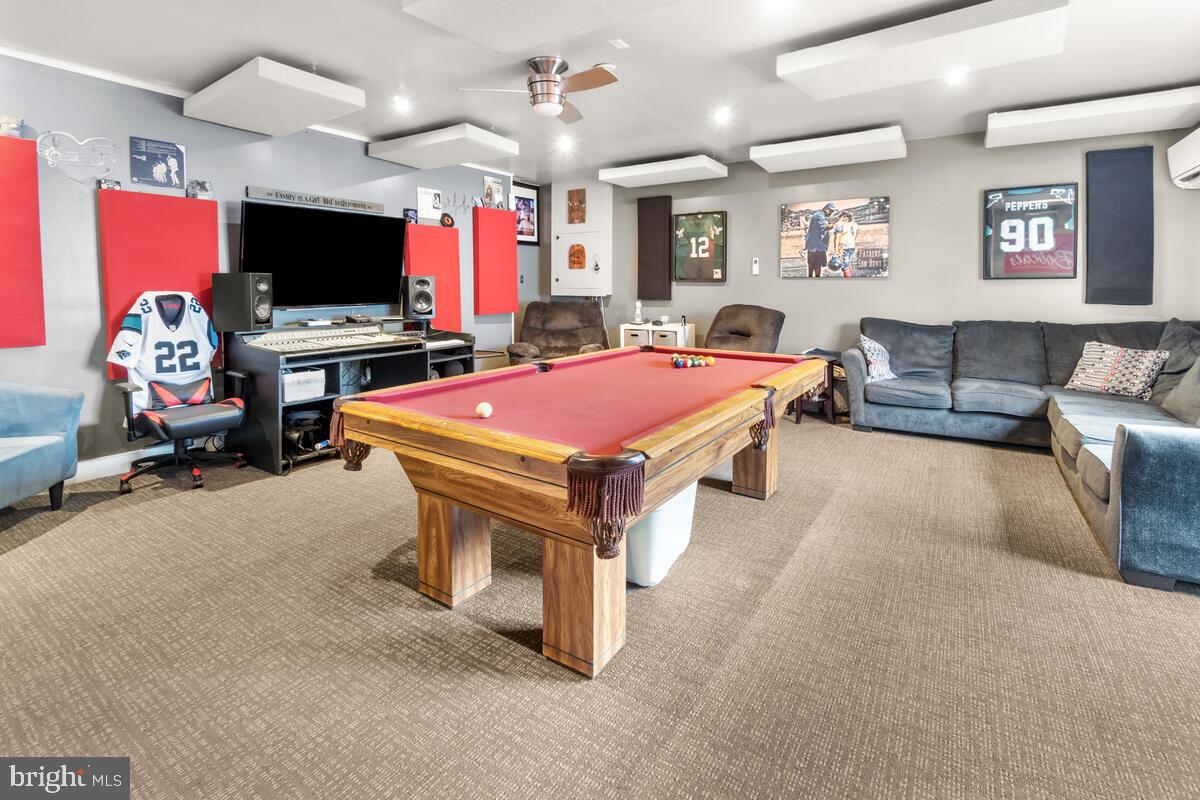 8514 Adventure Ct