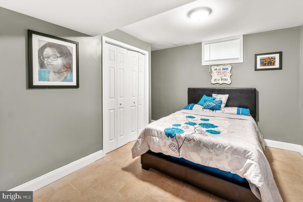 8514 Adventure Ct