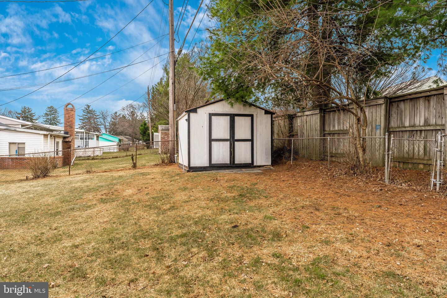 284 Pinoak Dr