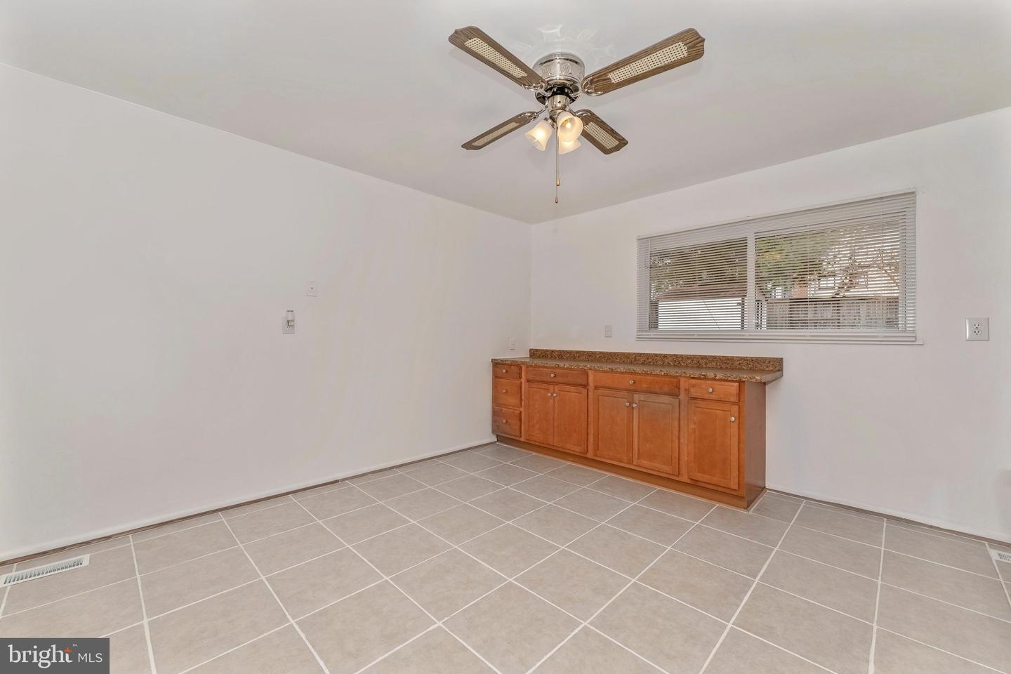 284 Pinoak Dr