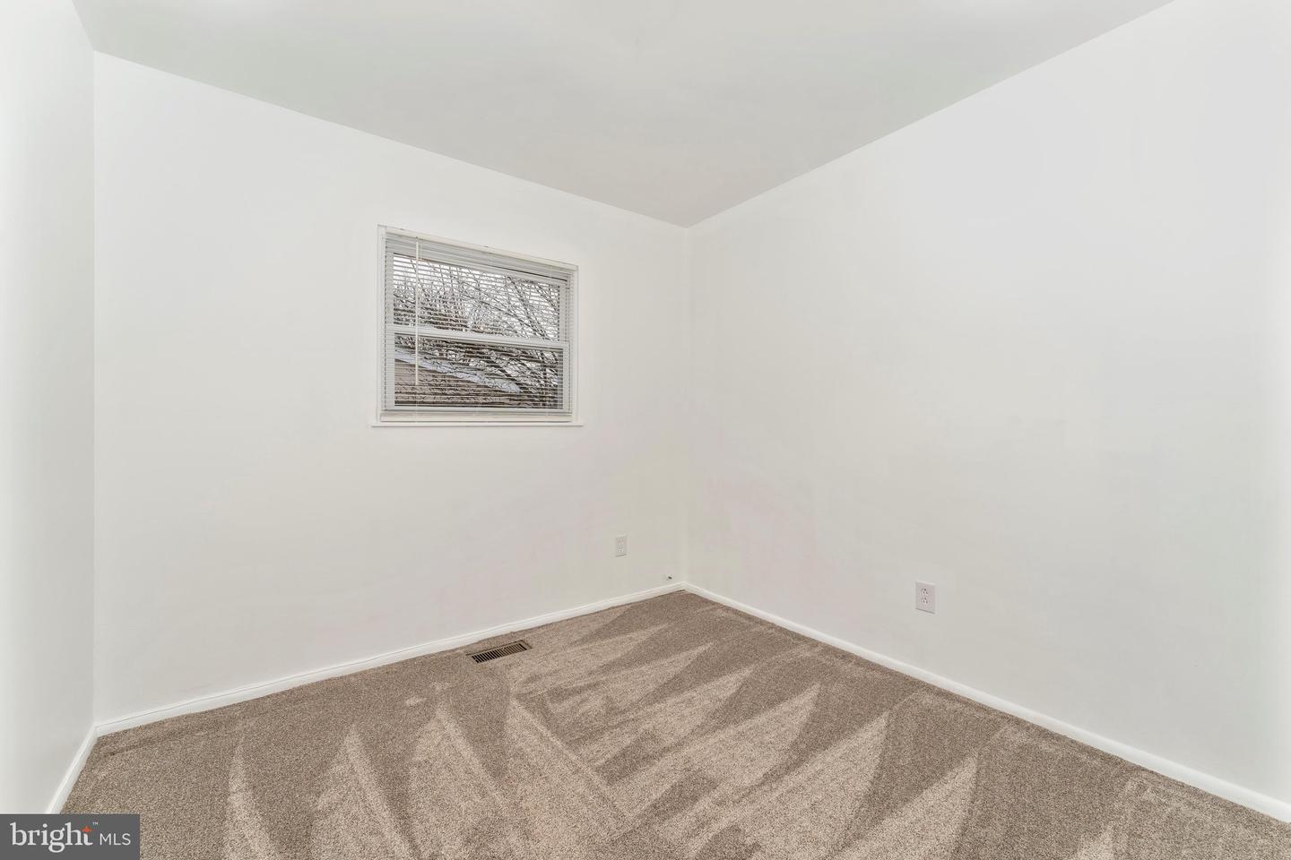 284 Pinoak Dr