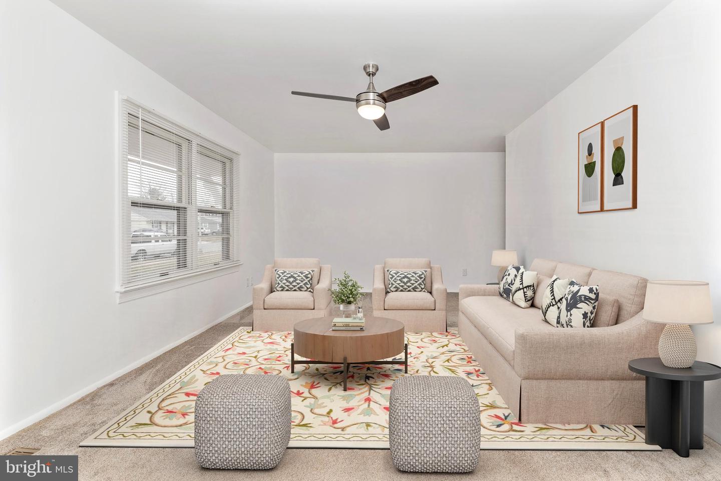 284 Pinoak Dr
