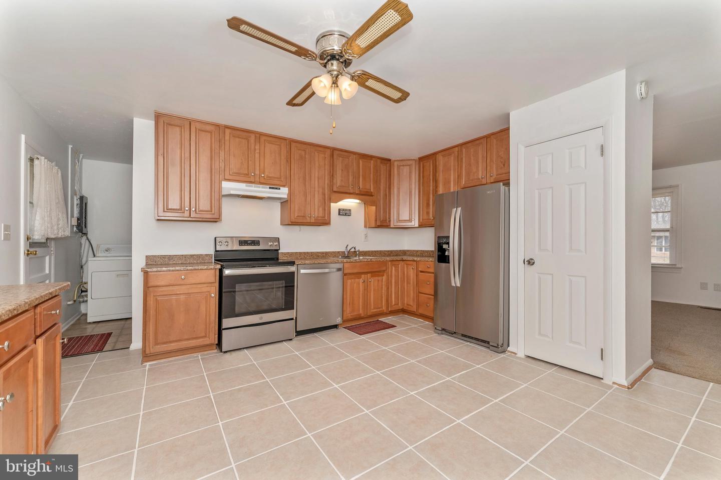 284 Pinoak Dr