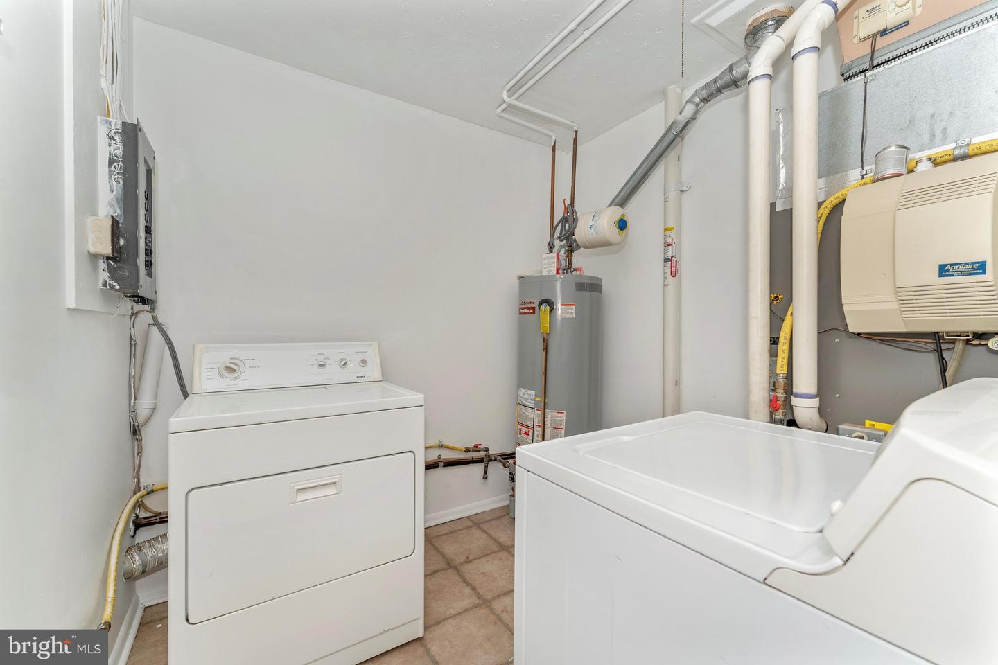 284 Pinoak Dr