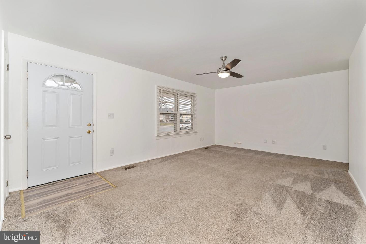 284 Pinoak Dr
