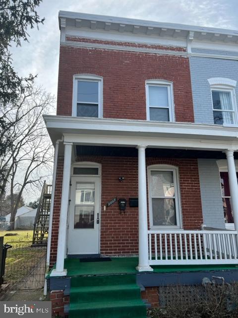 328 Madison St