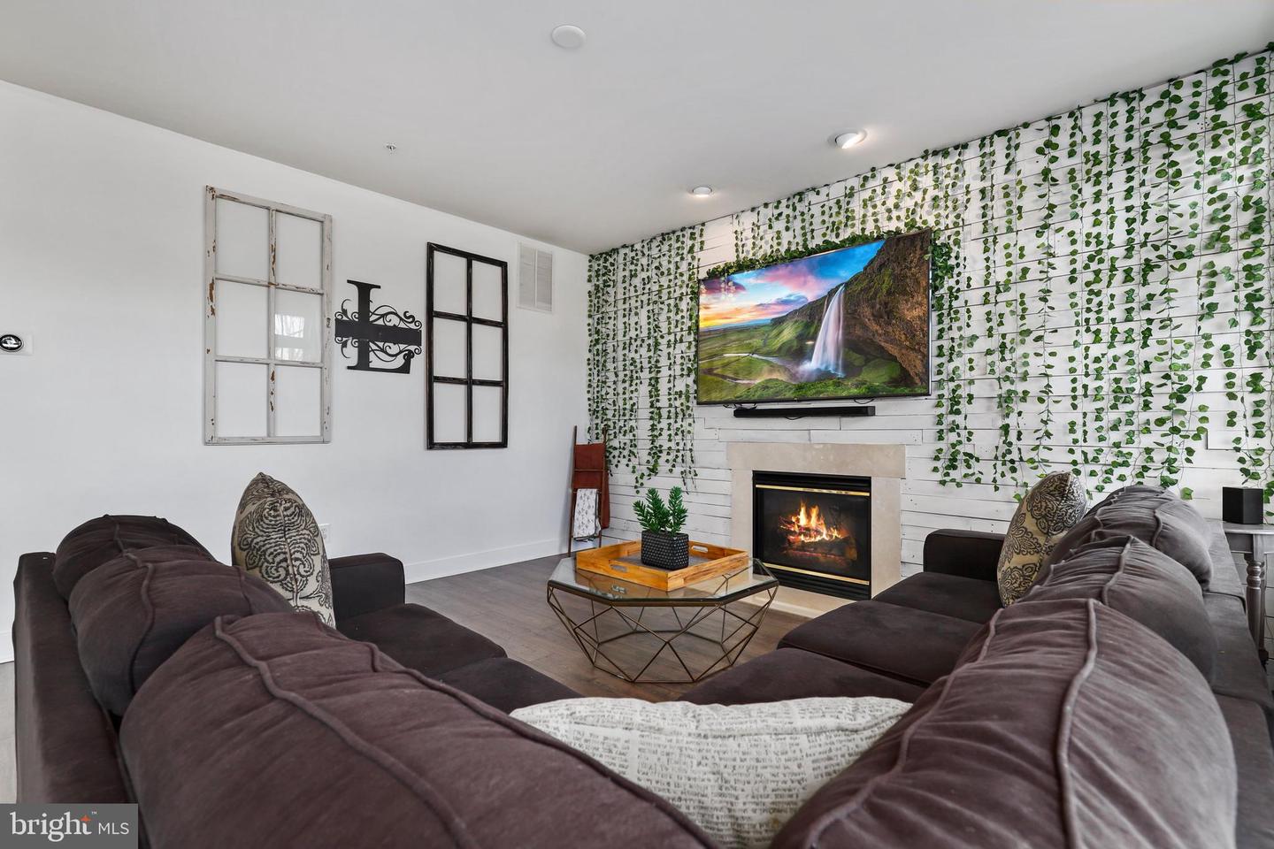 1451 Ramblewood Dr