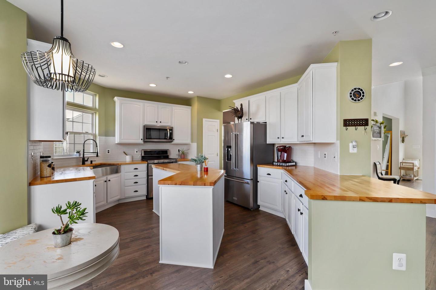 1451 Ramblewood Dr