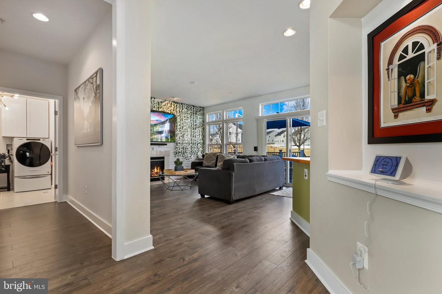 1451 Ramblewood Dr