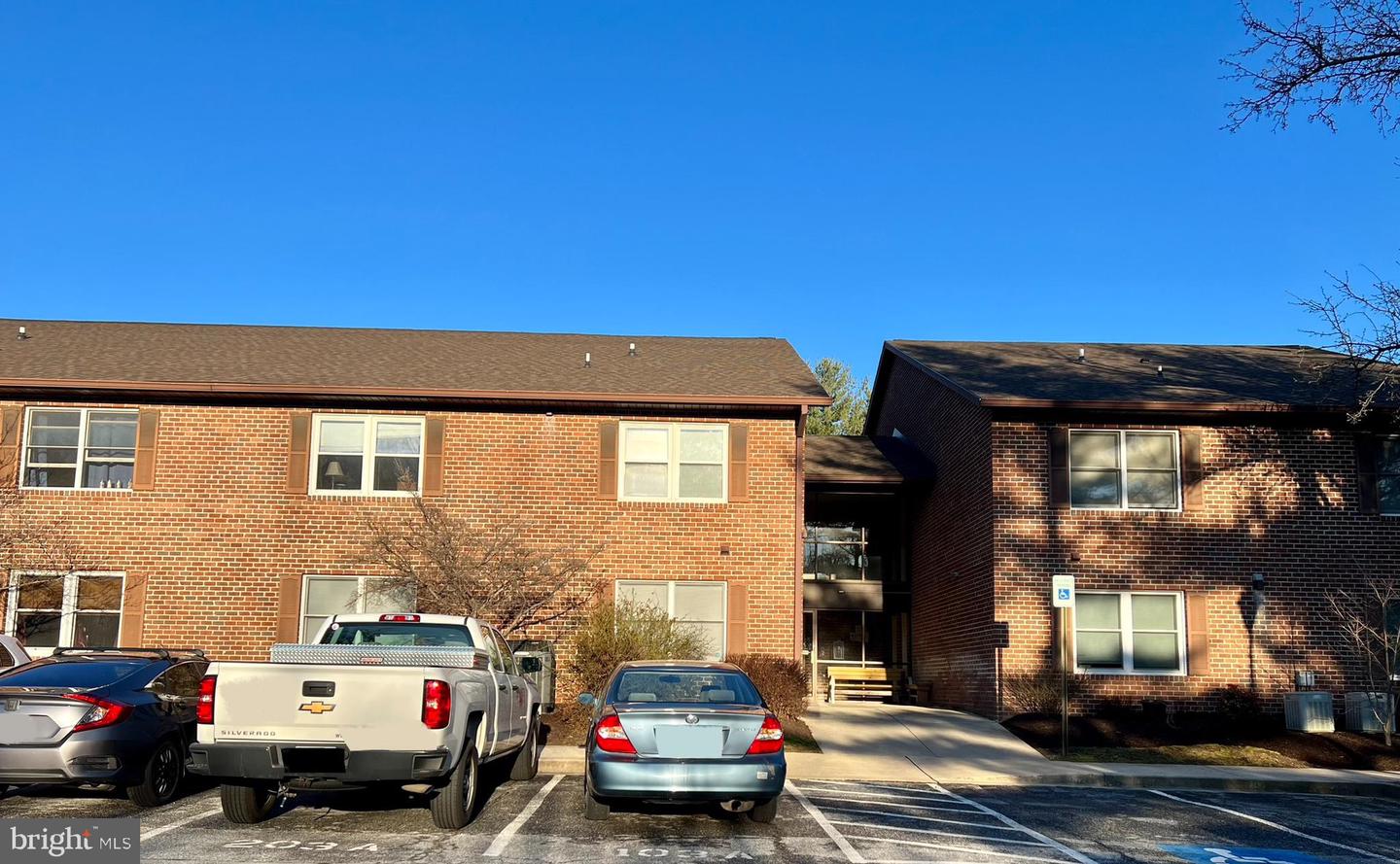 11920 Liberty Rd #204a