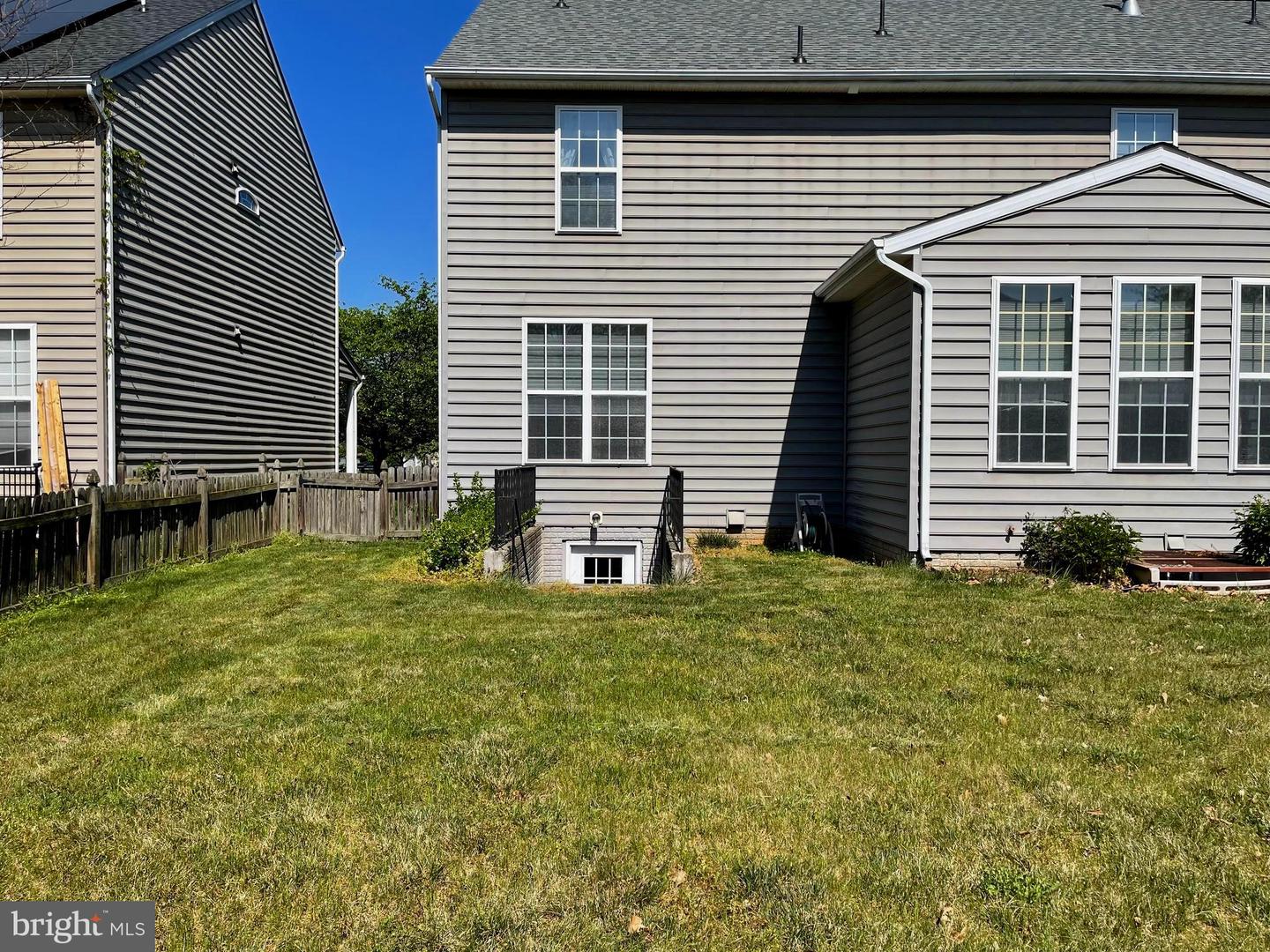 1903 Moran Dr